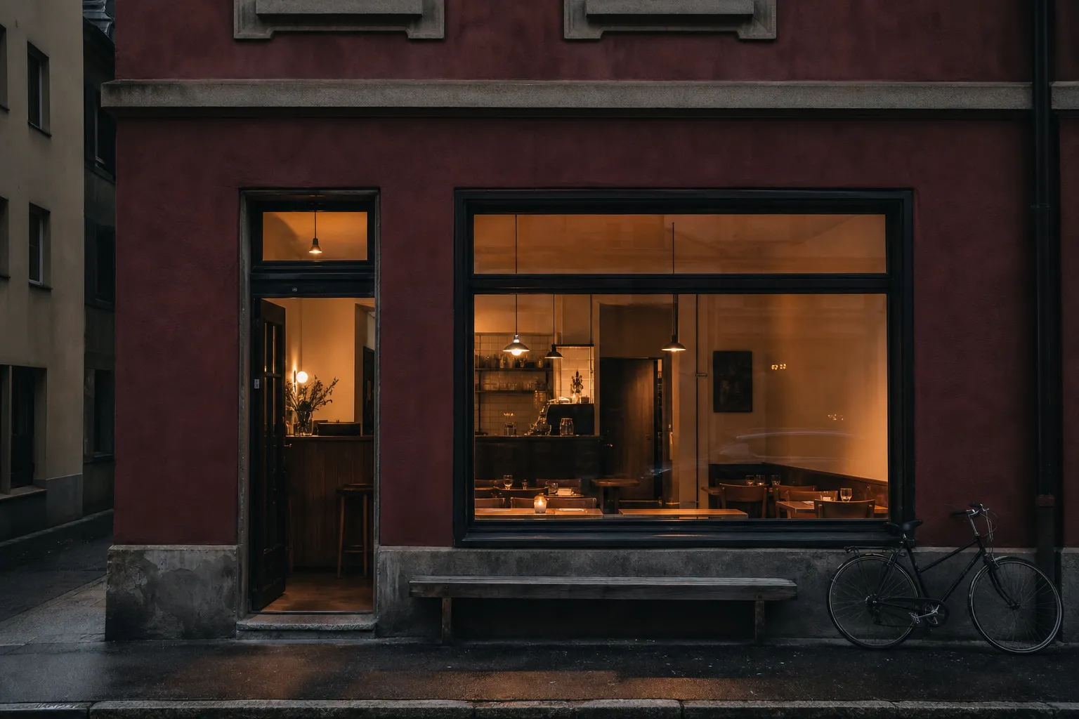 Die Fassade des Lokal Rosi am frühen Abend
